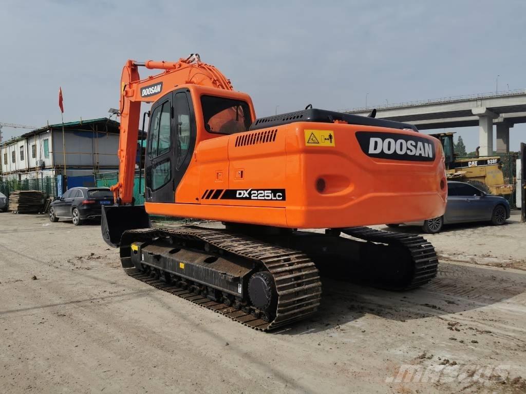 Doosan DX 225 LC Mini ekskavatori < 7 t