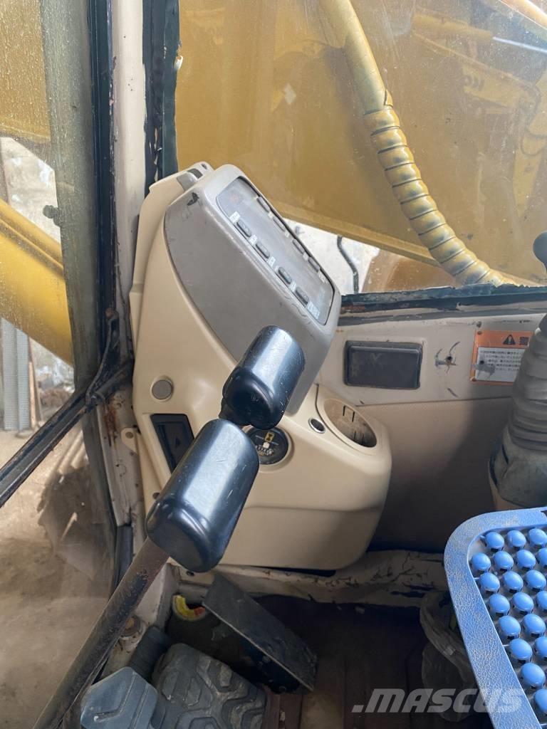 CAT 320 B Kāpurķēžu ekskavatori