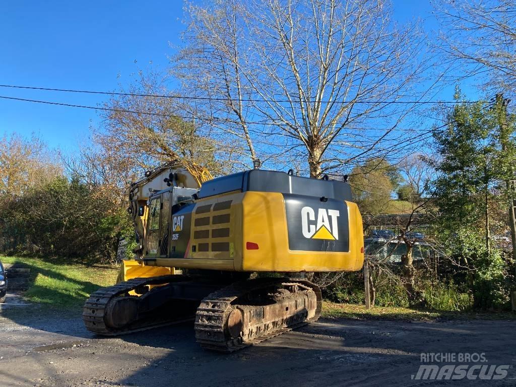 CAT 352 F Kāpurķēžu ekskavatori