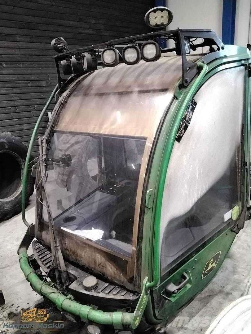 John Deere 1470g Kabīnes un interjers