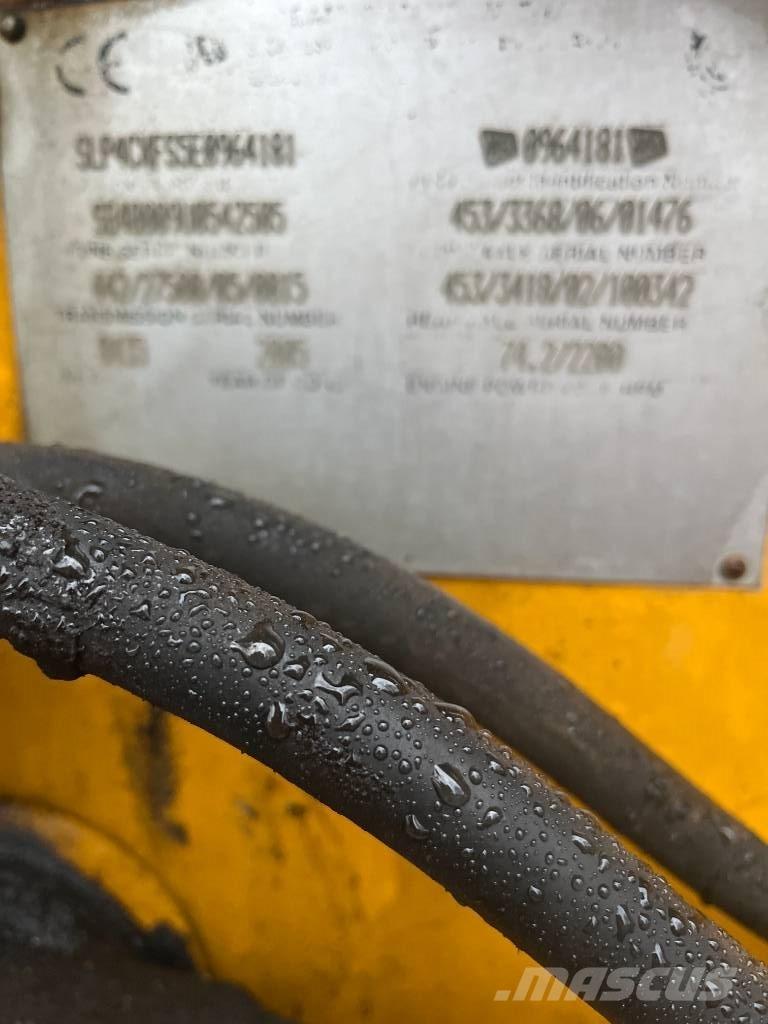 JCB 4X Iekrāvēji uz riteņiem