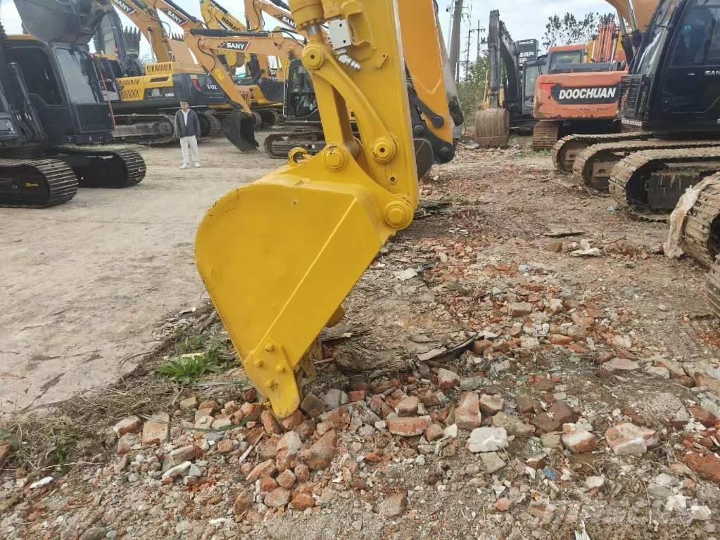 Komatsu PC 138 Kāpurķēžu ekskavatori