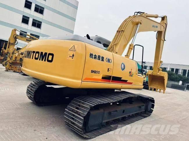 Sumitomo 200 Kāpurķēžu ekskavatori