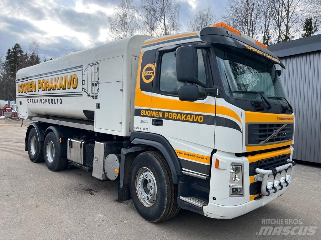Volvo FM9 Kombinētās vakumsūkņa mašīnas