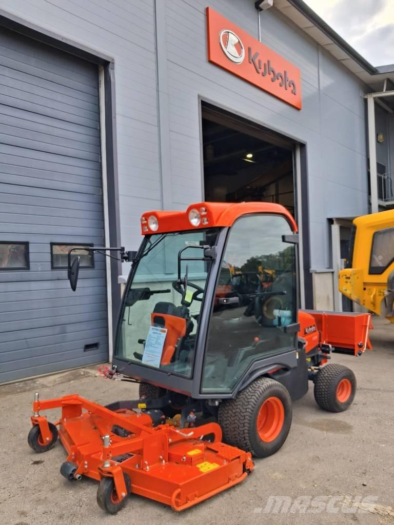 Kubota F 251 Mauriņa traktors