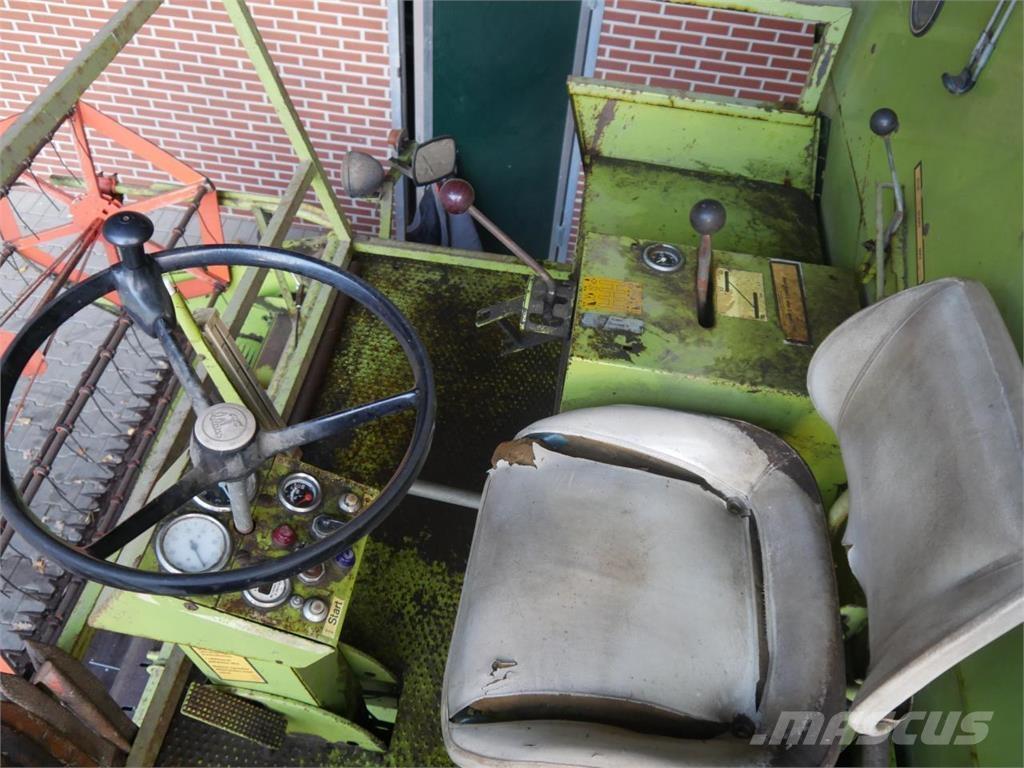 CLAAS Mercator 75 Ražas novākšanas kombaini