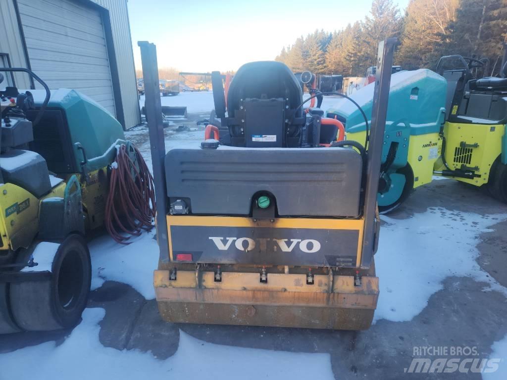 Volvo DD35B Divvalču grunts veltņi