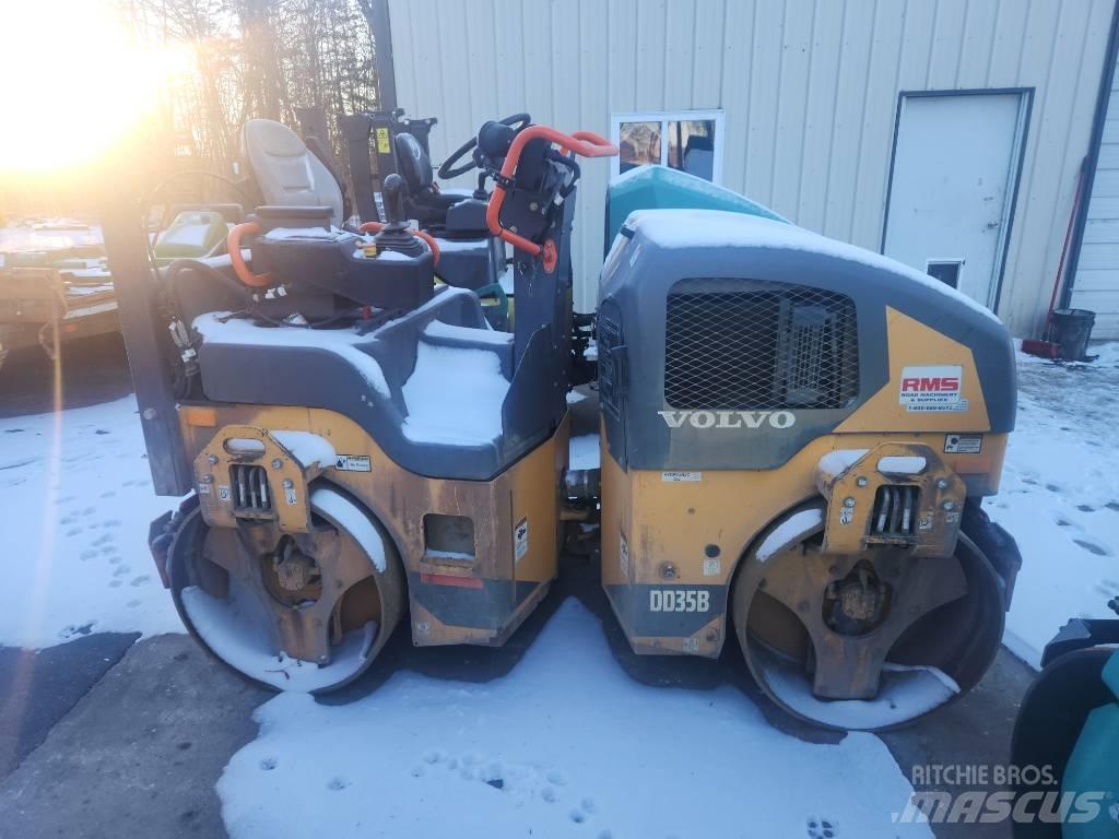 Volvo DD35B Divvalču grunts veltņi