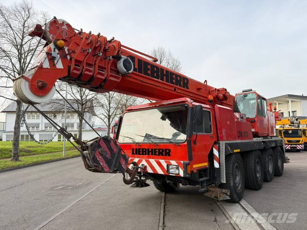 Liebherr LTM 1070 Visurgājēji celtņi