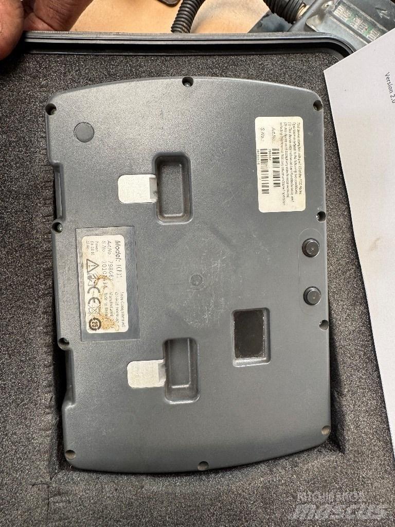 Leica ICP 31, Gps set Citas sastāvdaļas
