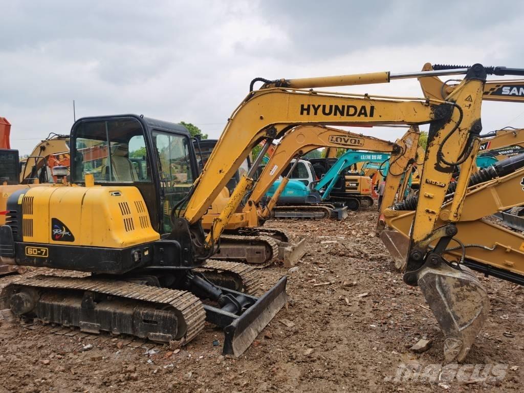 Hyundai R60 Kāpurķēžu ekskavatori