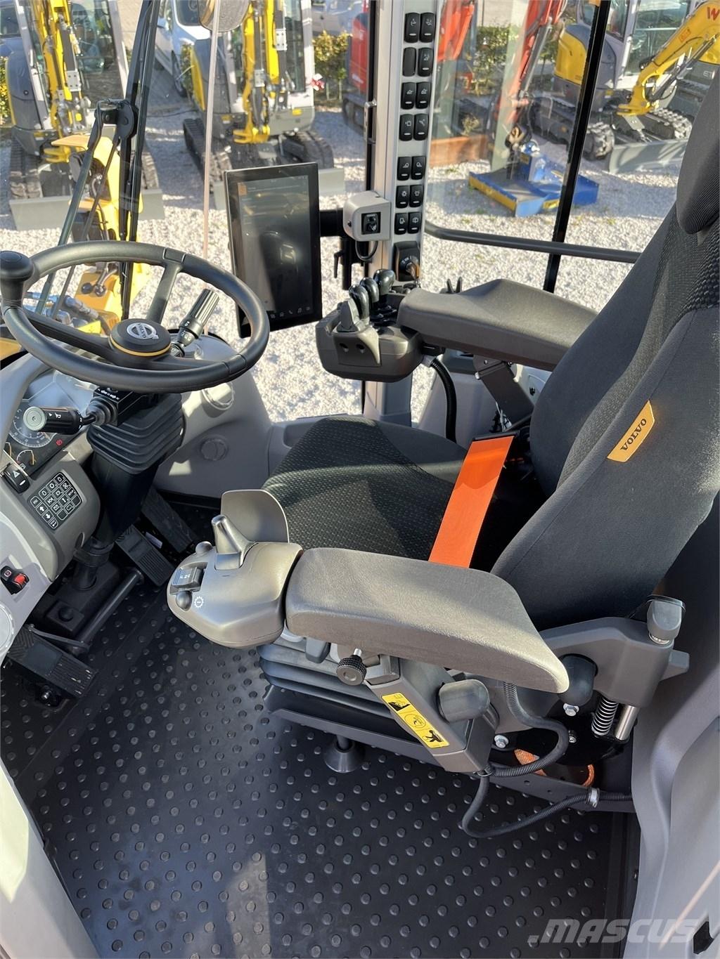Volvo L 70 H Iekrāvēji uz riteņiem