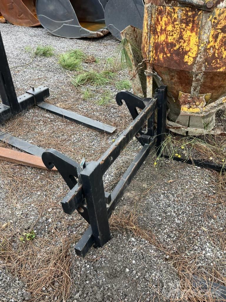 Volvo L 30, L25, L28 Iekrāvēji uz riteņiem
