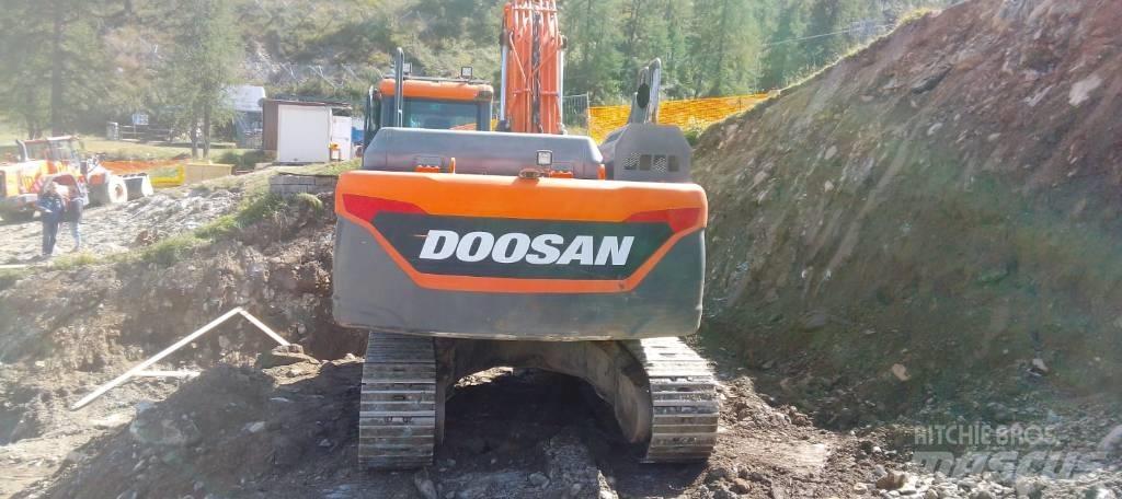 Doosan DX 235 Kāpurķēžu ekskavatori