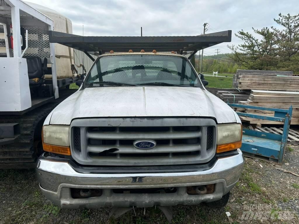 Ford F 450 Šasija ar kabīni