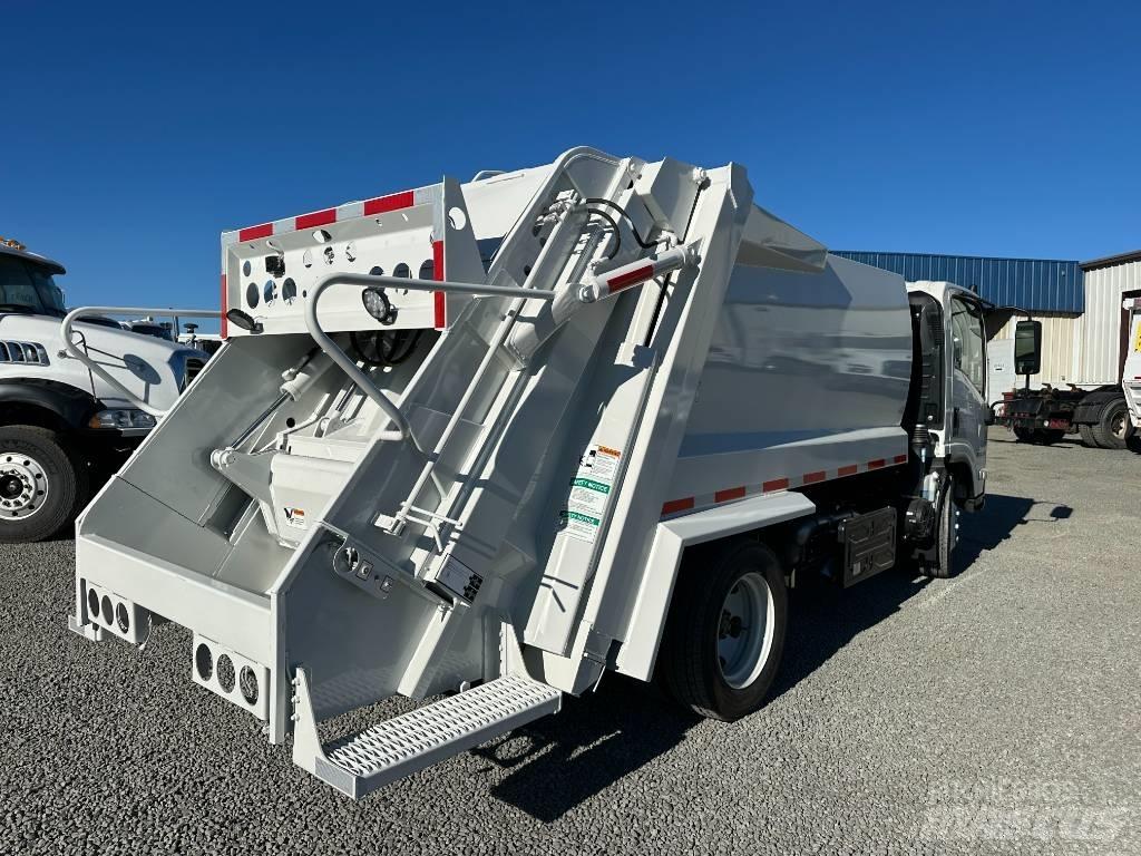 Isuzu NRR Atkritumu izvešanas transports