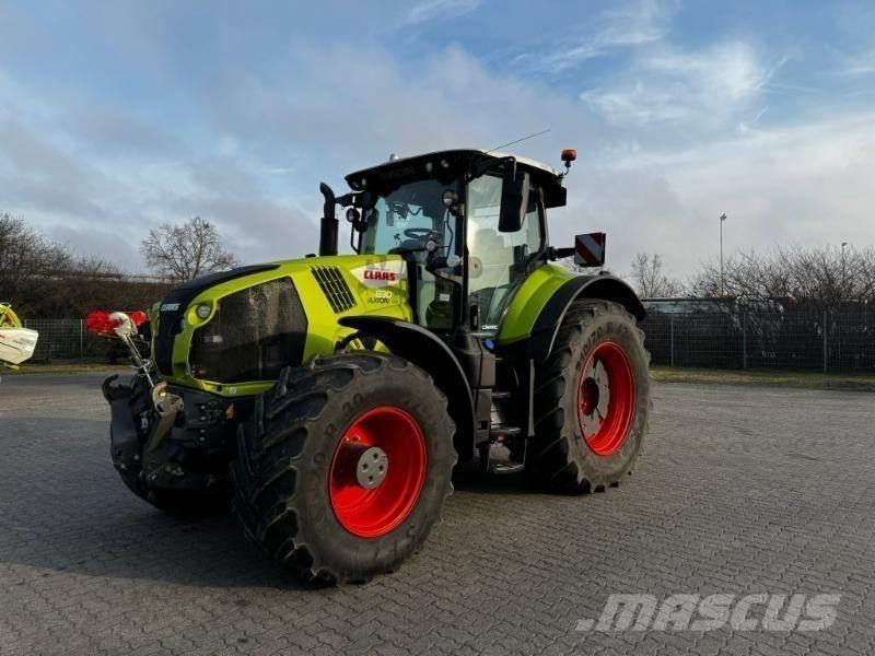 CLAAS AXION 830 Traktori
