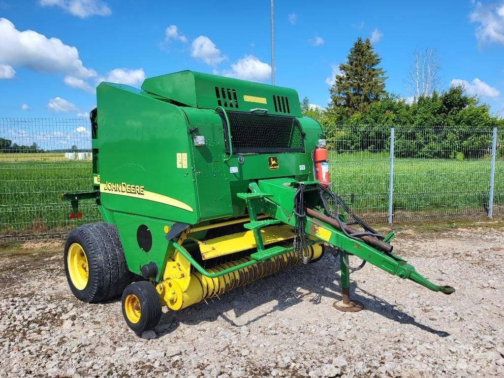 John Deere 578 Rituļu preses