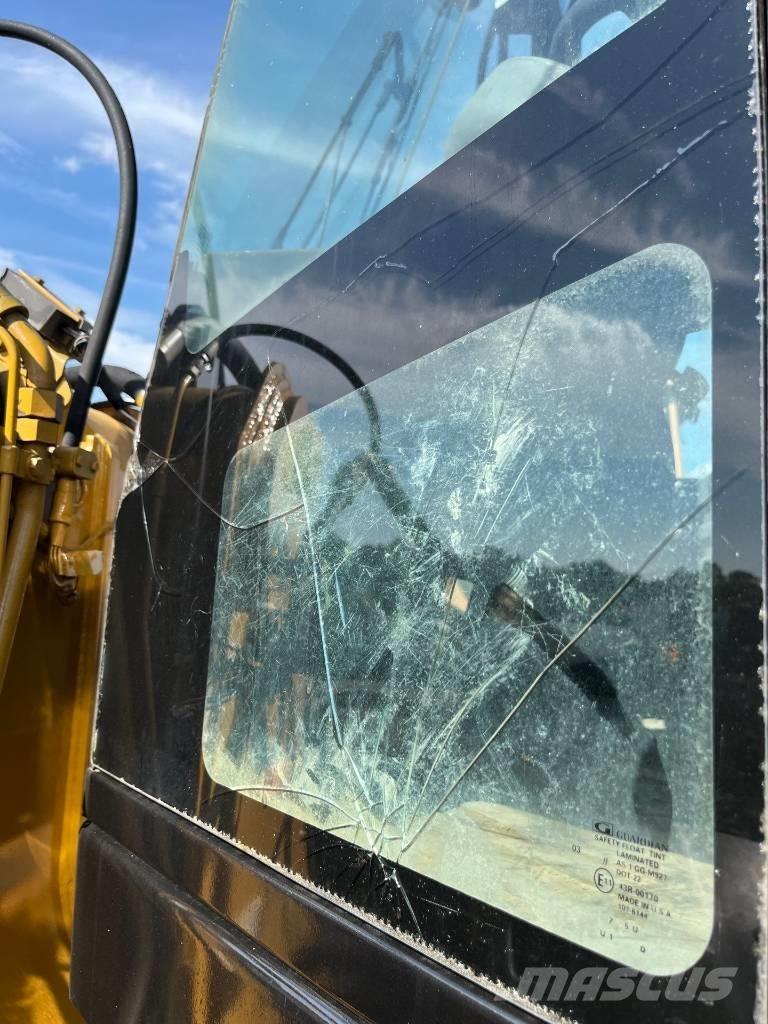 CAT 924 G HL Iekrāvēji uz riteņiem