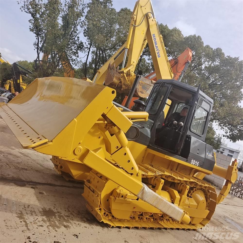Shantui SD 16 Kāpurķēžu buldozeri