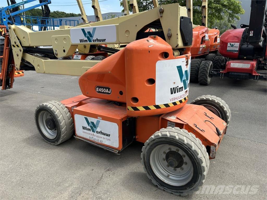 JLG E450AJ (2005) Strēles pacēlāji