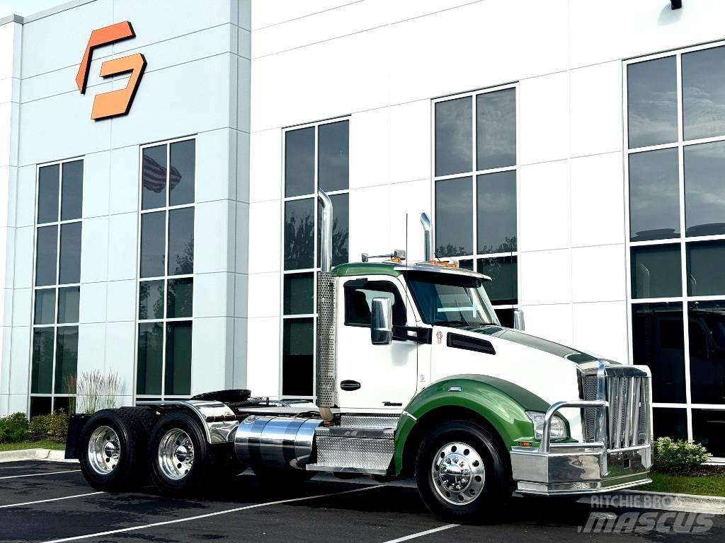Kenworth T 880 Vilcēji