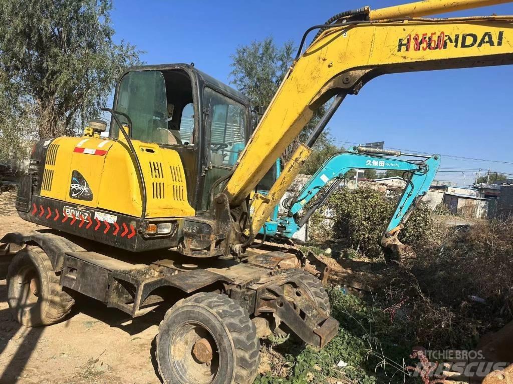 Hyundai R60W-7 Kāpurķēžu ekskavatori