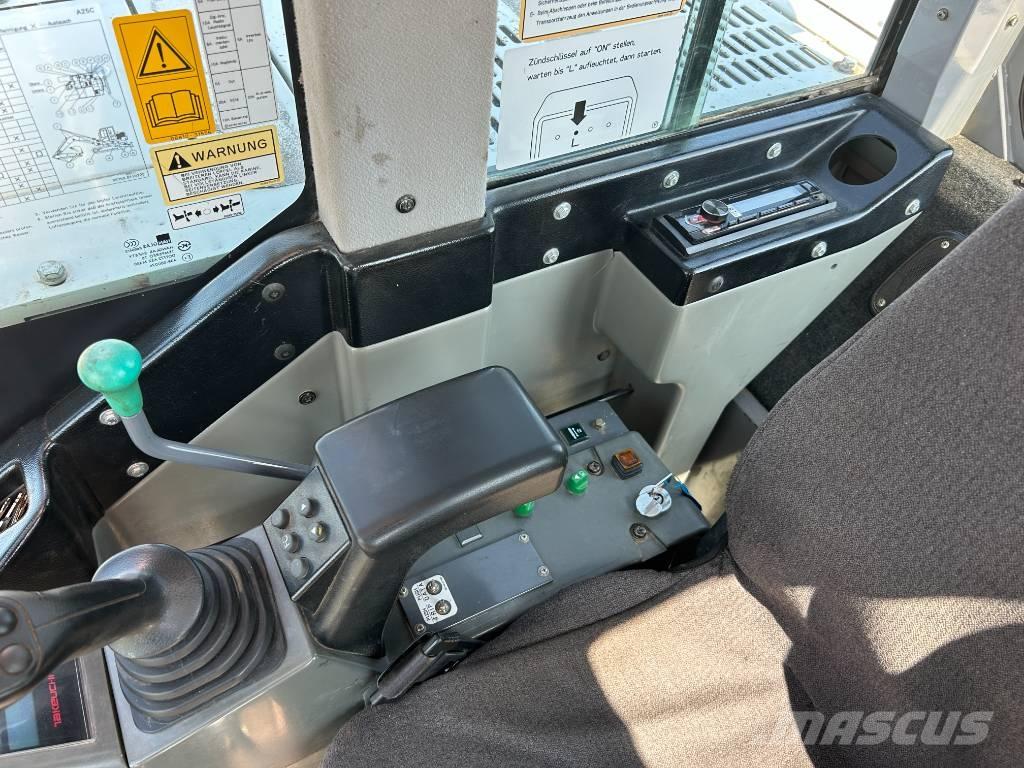 Takeuchi TB 1140 Kāpurķēžu ekskavatori