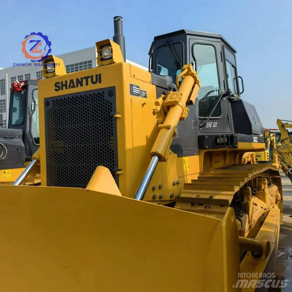 Shantui SD 22 Kāpurķēžu buldozeri