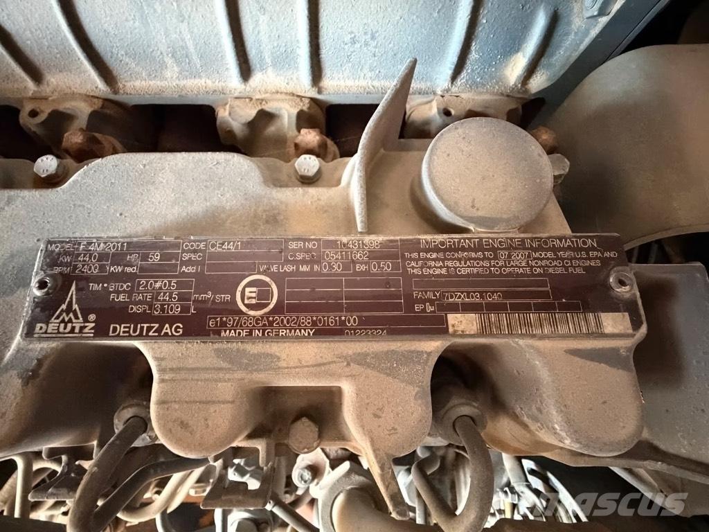 Terex TL 80 Iekrāvēji uz riteņiem