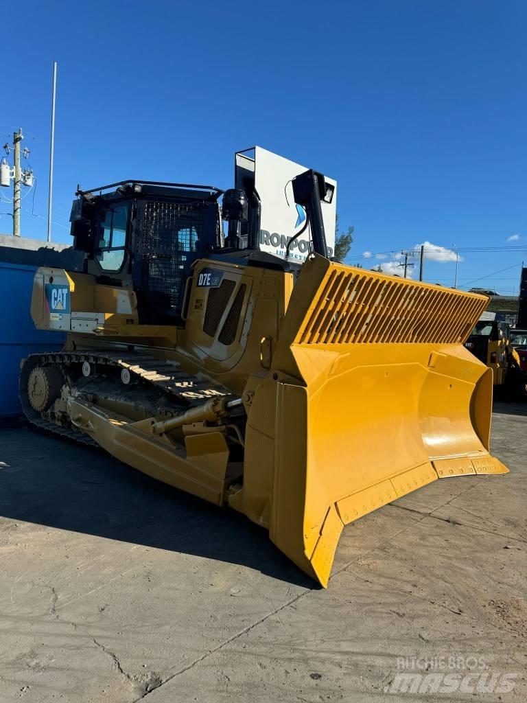 CAT D 7 E LGP Kāpurķēžu buldozeri