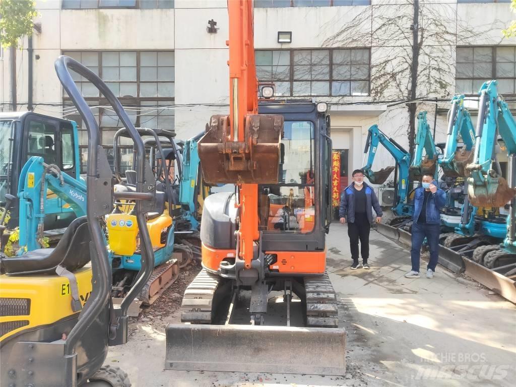 Hitachi ZX 30 U Mini ekskavatori < 7 t