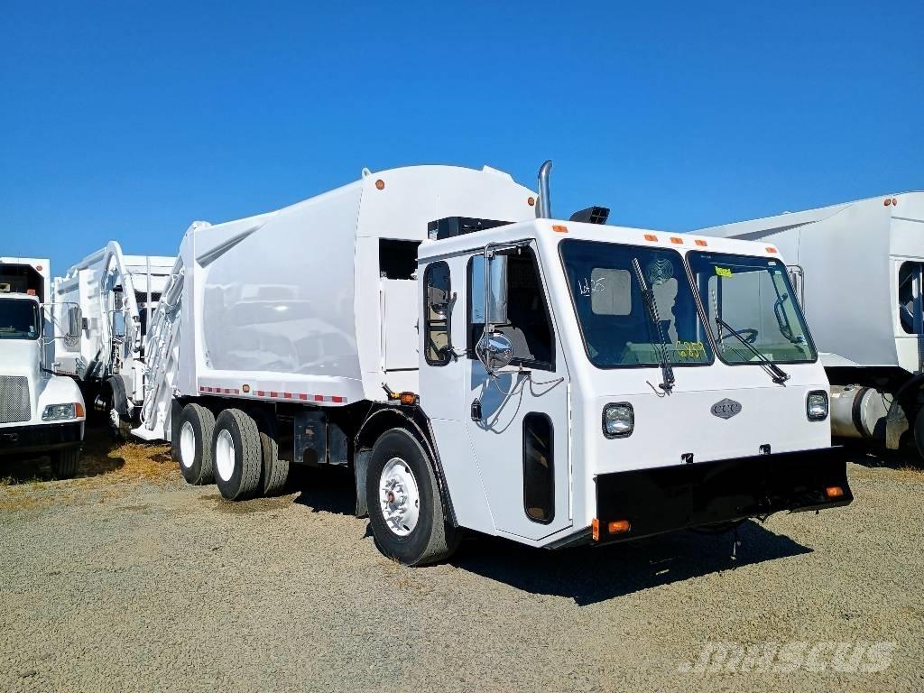  Crane Carrier LE Atkritumu izvešanas transports