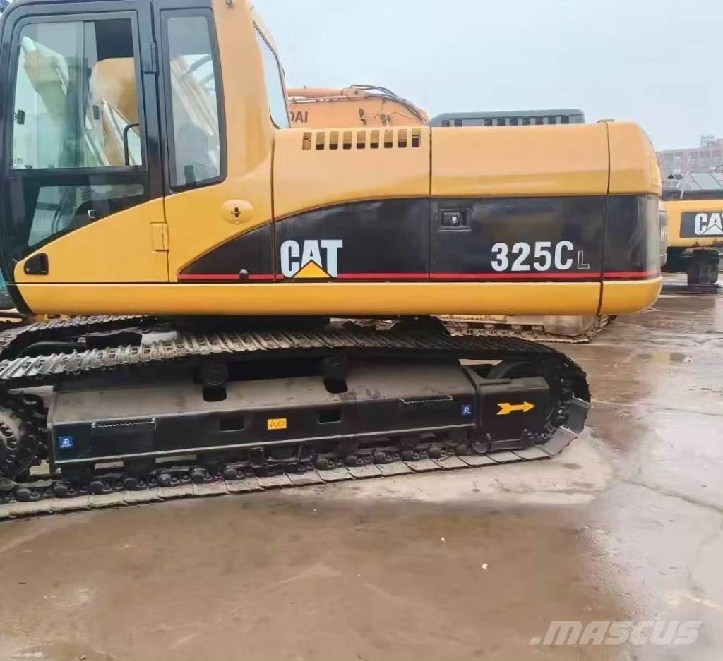 CAT 325 C Kāpurķēžu ekskavatori