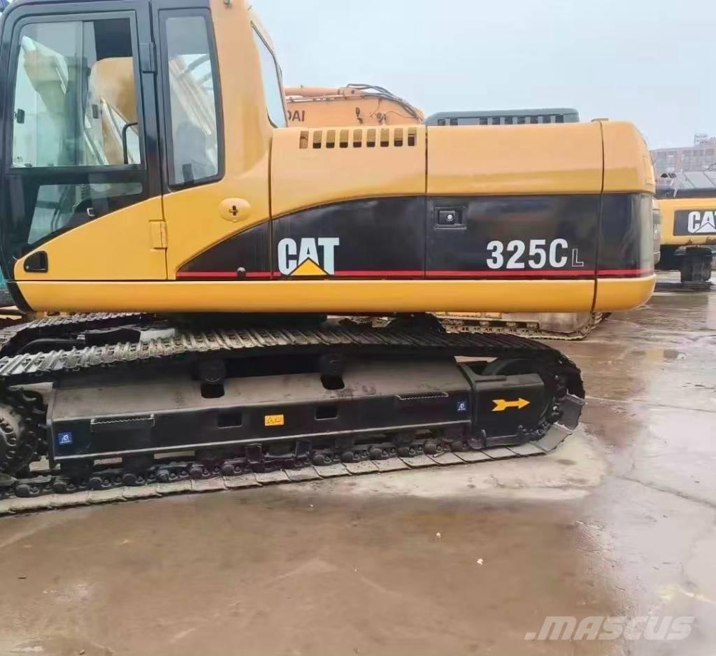 CAT 325 C Kāpurķēžu ekskavatori