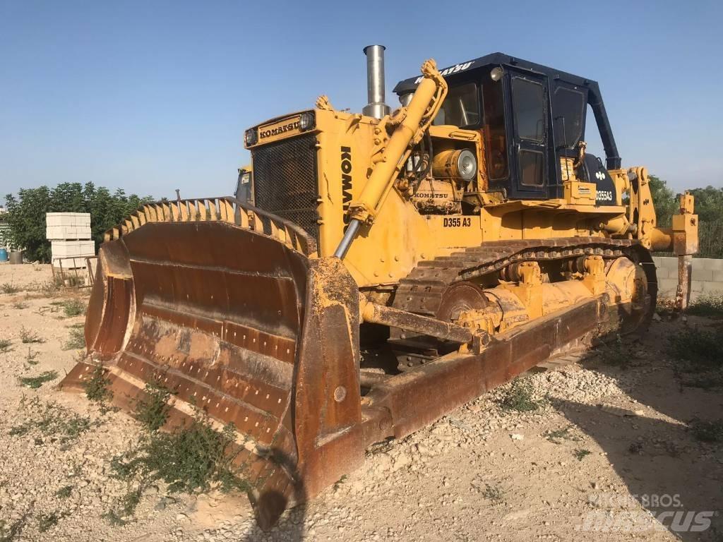 Komatsu D355A-3 Kāpurķēžu buldozeri