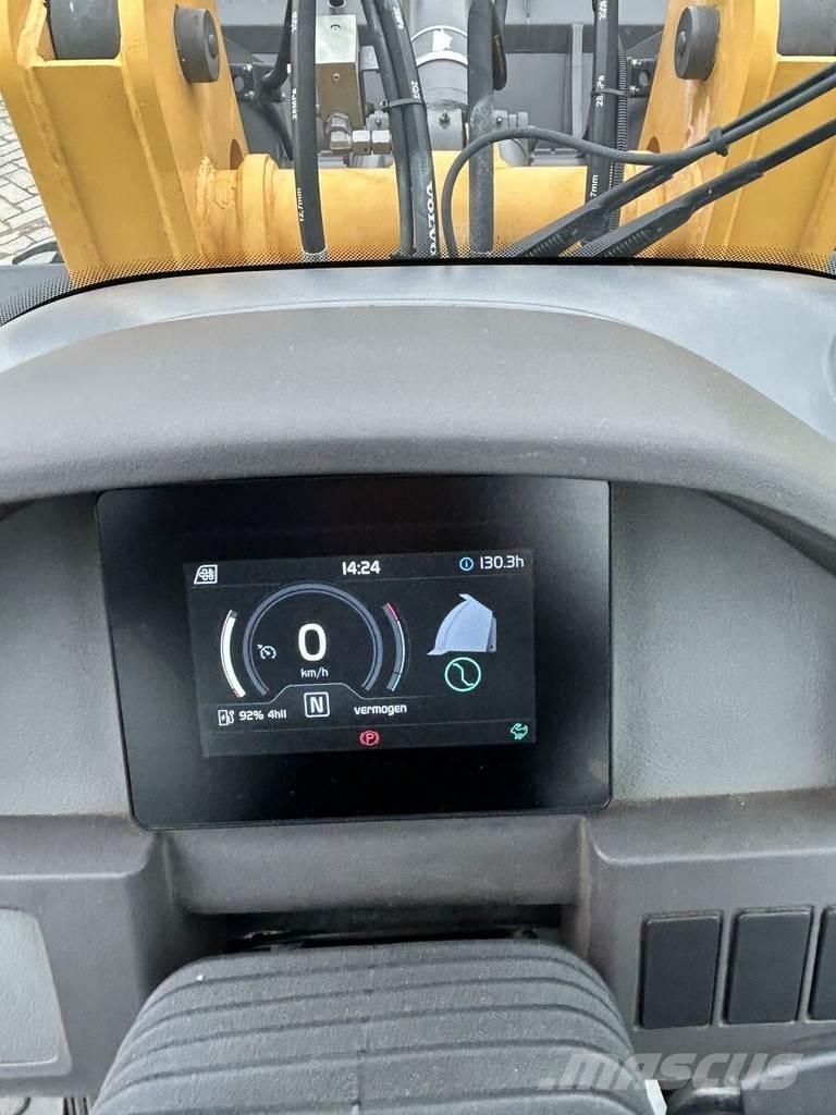 Volvo JL25HZ Iekrāvēji uz riteņiem