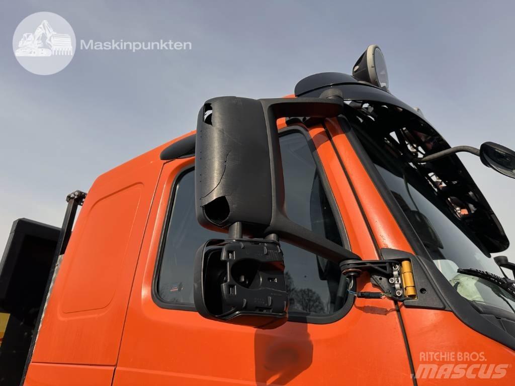 Volvo FM 380 Treileri ar āķi