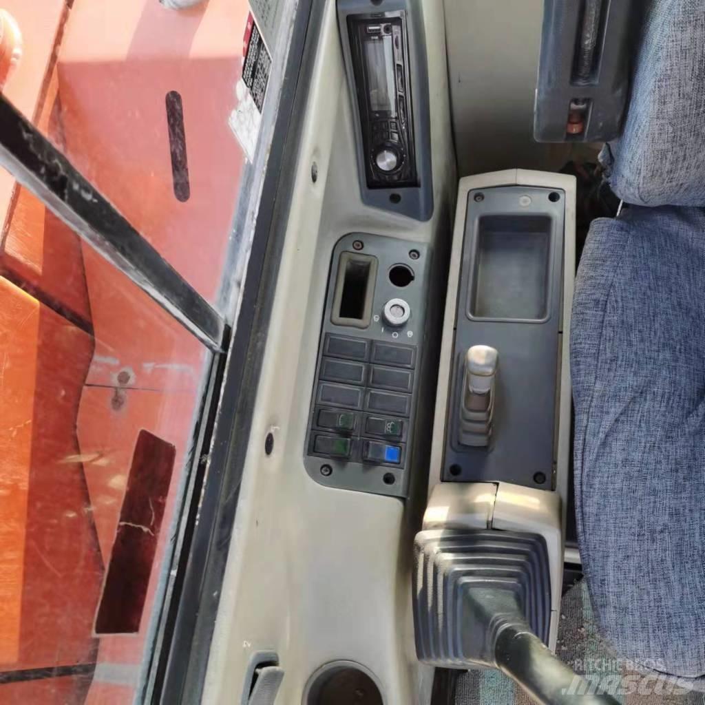 Doosan DH60-7 Kāpurķēžu ekskavatori