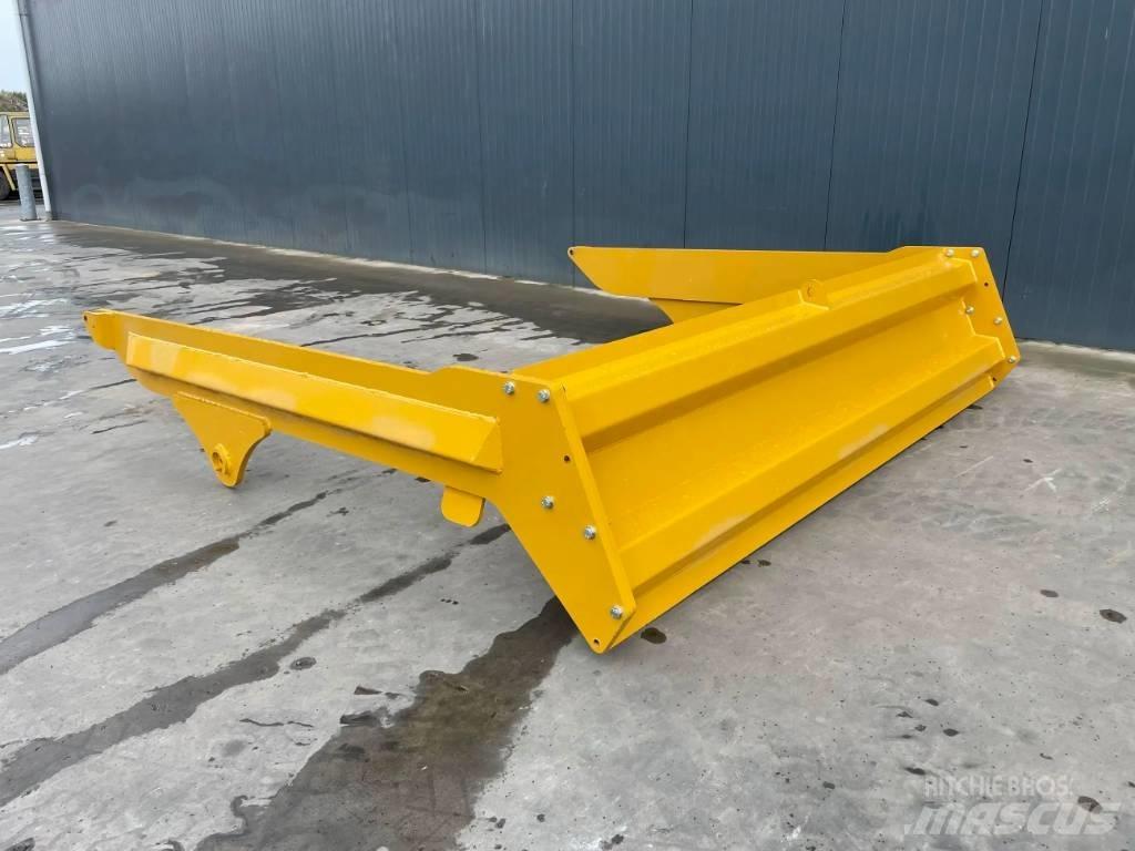Volvo A25G Kravas aizsargi