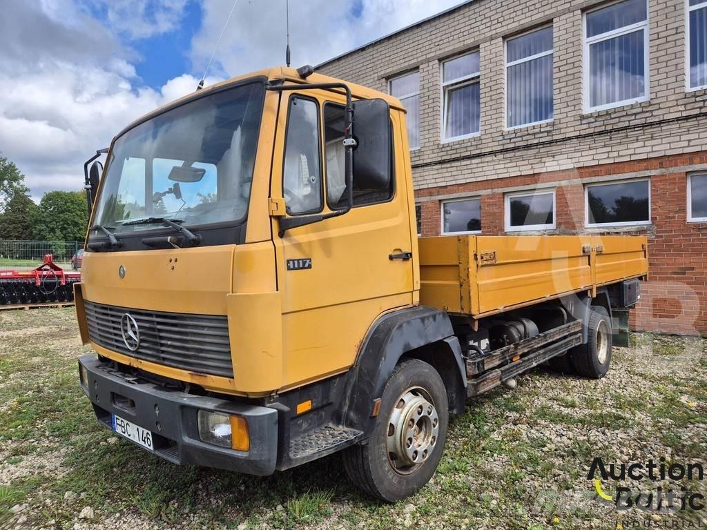 Mercedes-Benz 1117 Pašizgāzējs