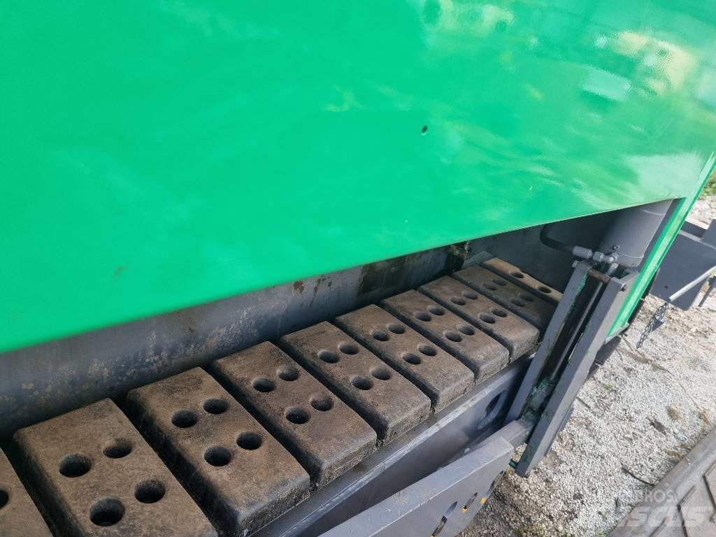 Vögele super 1800 Asfalta klājēji