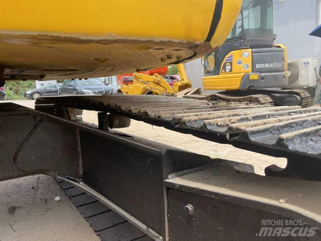 Komatsu 78 Kāpurķēžu ekskavatori