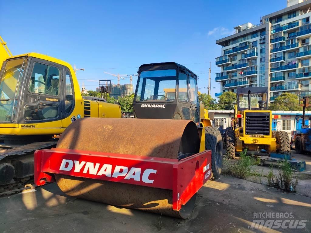 Dynapac CA 251 D Vienvalča grunts veltņi