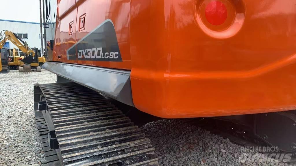 Doosan DX300lc-9 Kāpurķēžu ekskavatori