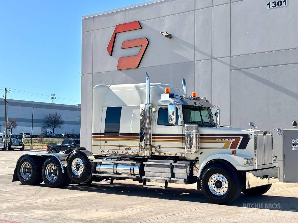Western Star 4900 EX Vilcēji