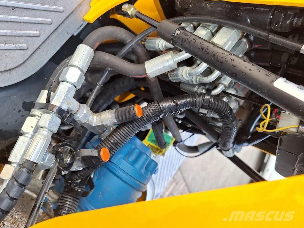 JCB 8008 CTS Mini ekskavatori < 7 t