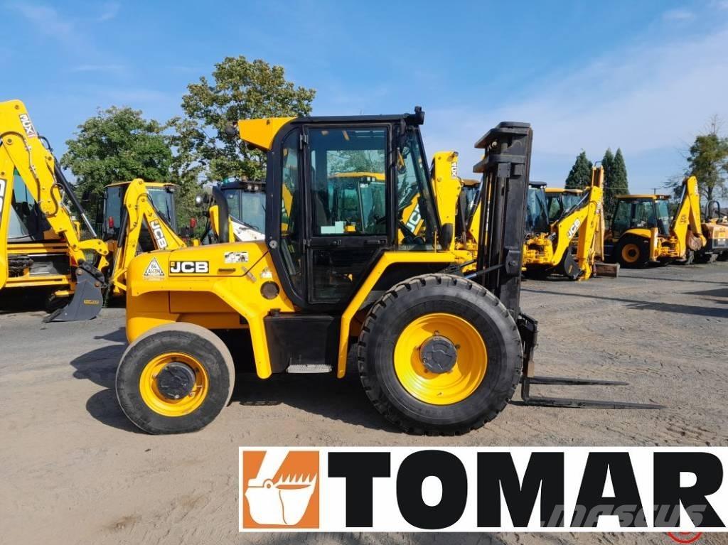 JCB 930-4 Apvidus autokrāvējs