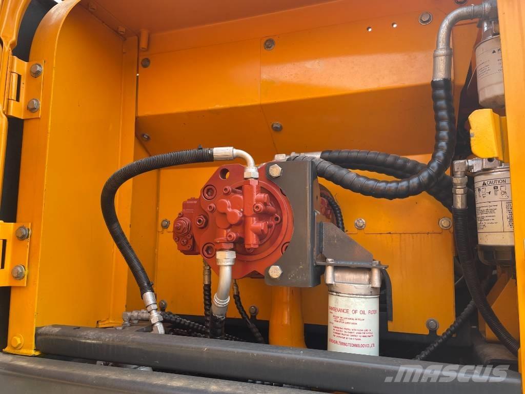 Hyundai 225LC-9S Kāpurķēžu ekskavatori