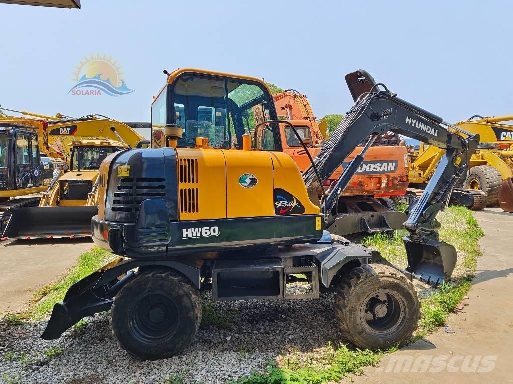 Hyundai Robex 60 W Ekskavatori uz riteņiem